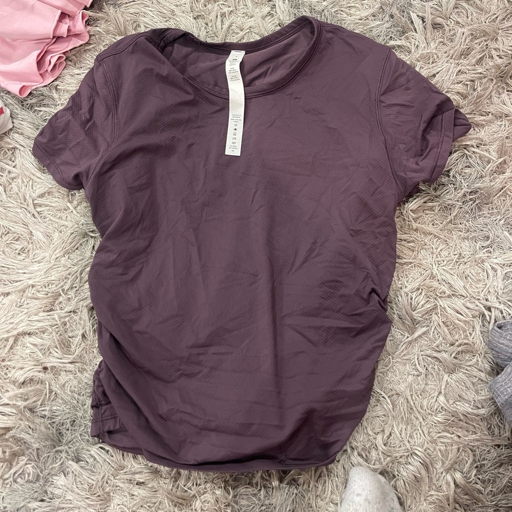 Lululemon cropped shirt size 4